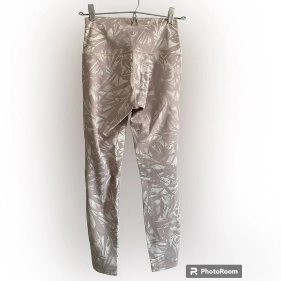 Lululemon Wunder Under High-Rise Tight 25" *Full-On Luxtreme Size  4 - Picture 8 of 15